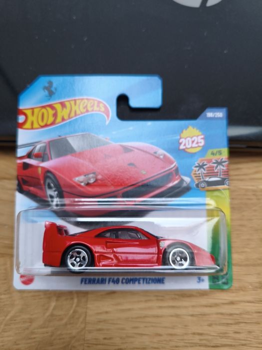 Hot Wheels Ferrari F40 Competizione