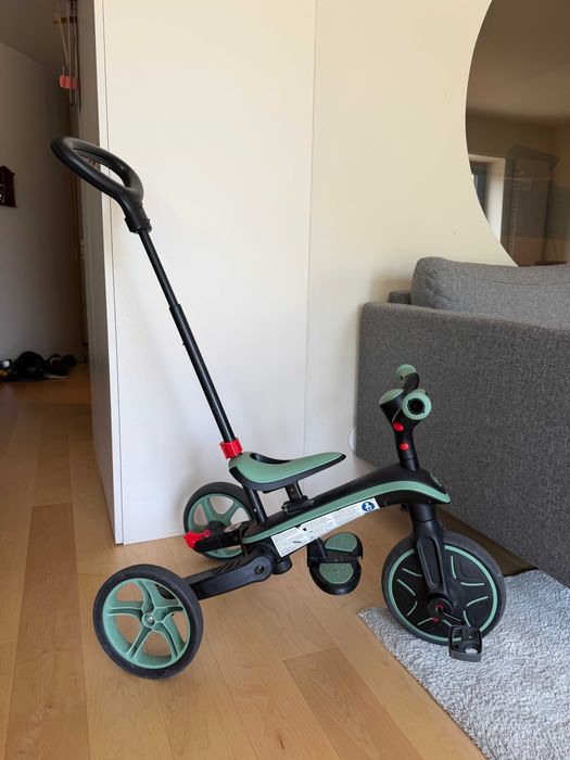 Triciclo evolutivo 4 em 1, da GLOBBER - verde-menta