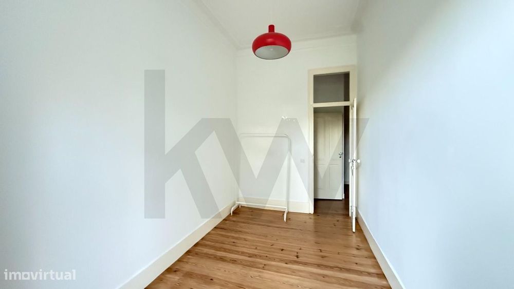 T2 para Arrendamento | Alcântara (Alto de Santo Amaro) | Entrada imedi