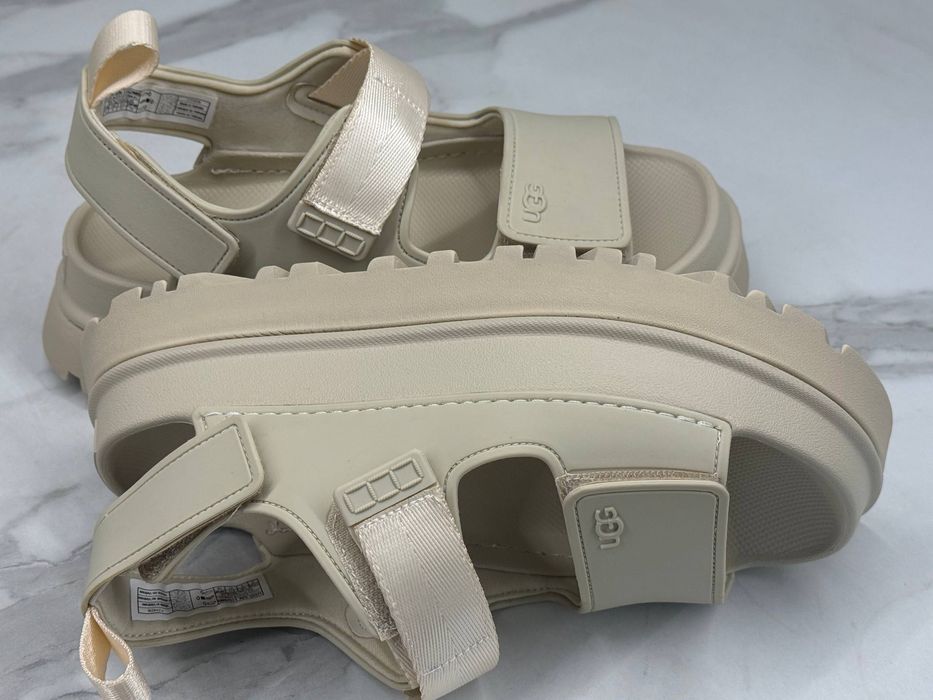Ugg goldenglow /сандалі жіночі на платформі /женские сандали UGG