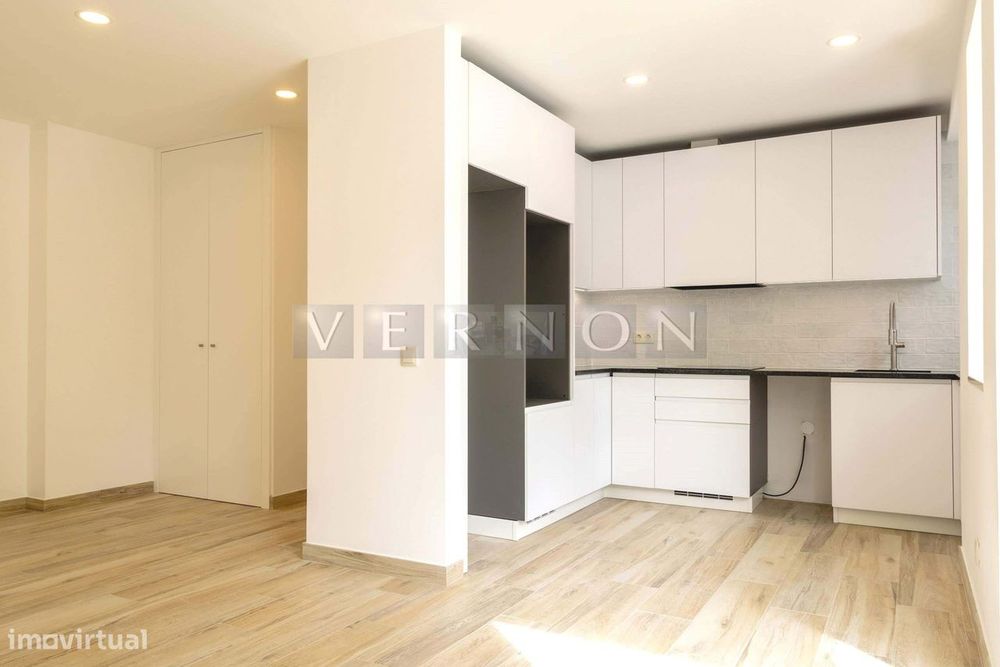 Apartamento T1 no R/Chão renovado no centro da cidade de Silves