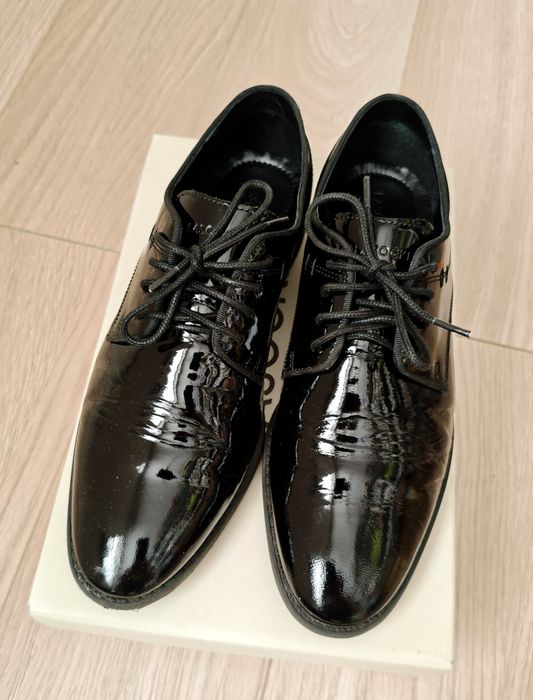 Buty chłopięce komunijne eleganckie lakierki r. 38 Lasocki skóra naturalna