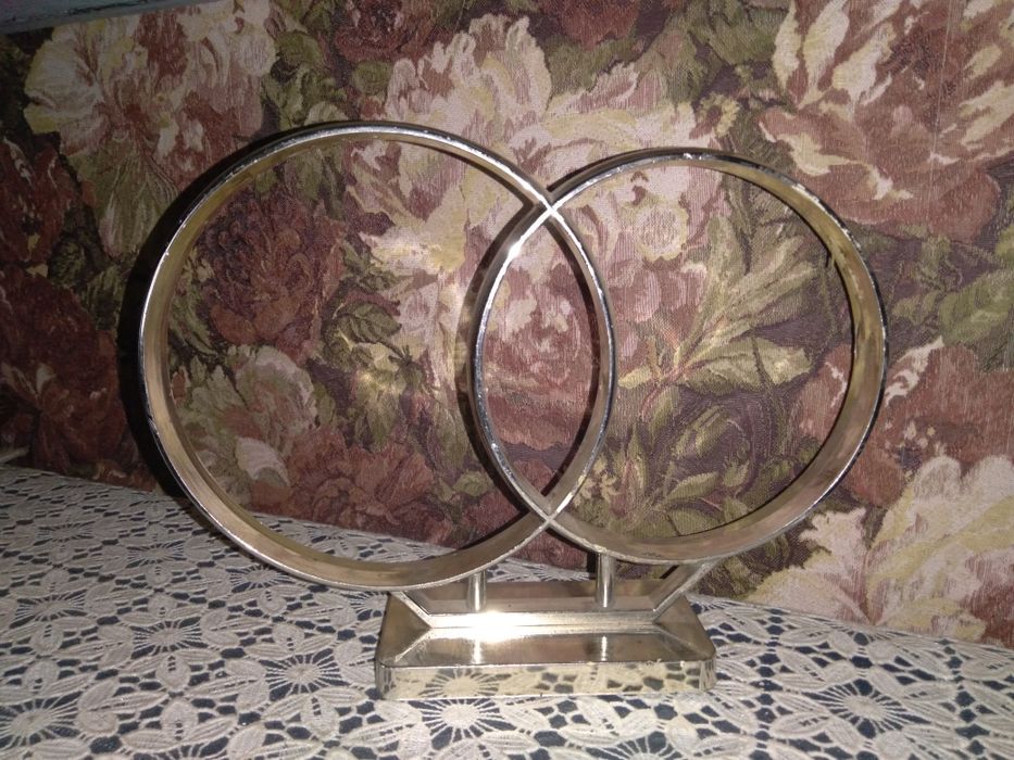 Продам свадебные кольца на автомобиль