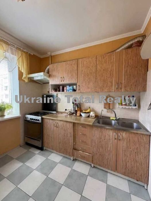 ОБОЛОНЬ! 2 кімнатна квартира біля метро! Вулиця Озерна 14