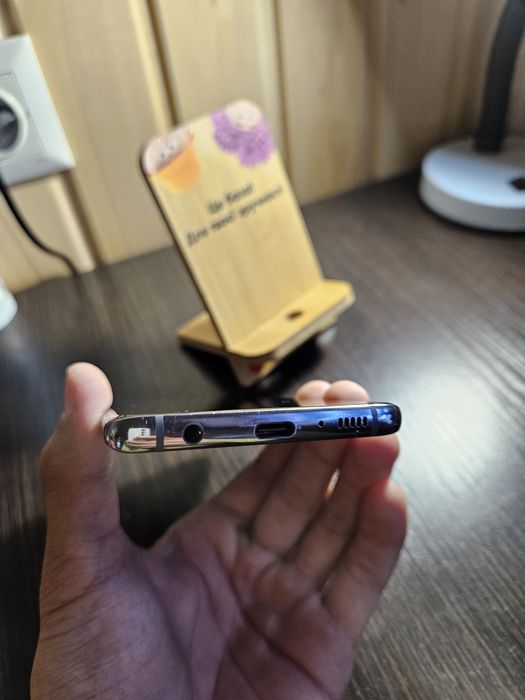 samsung s10 8/128 black