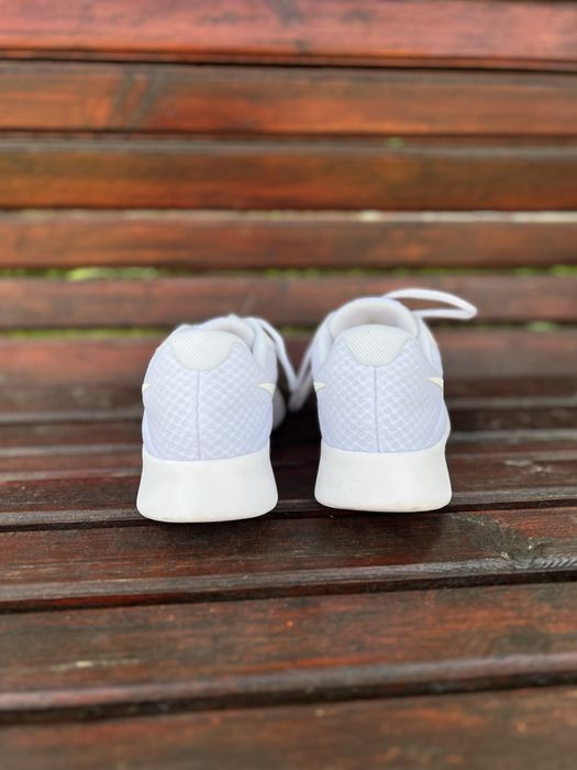 Кросівки Nike Tanjun білі Unisex 41 р. оригінал