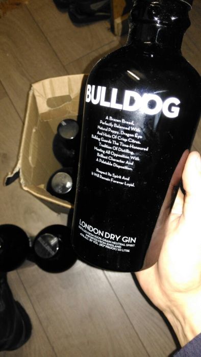 Garrafas 1L Bulldog vazias