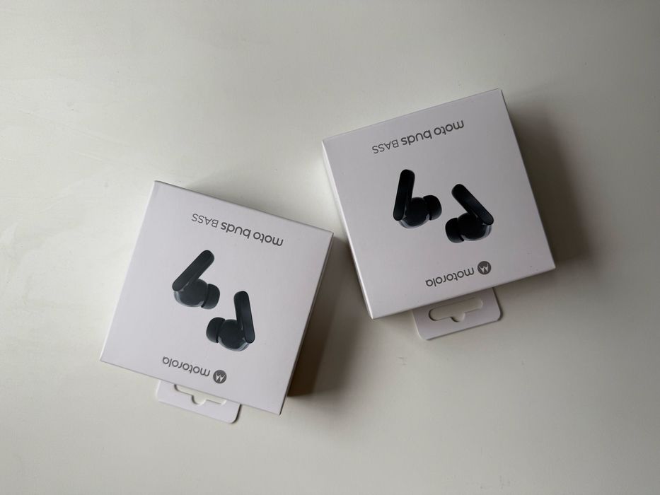 Słuchawki TWS MOTOROLA Moto Buds BASS