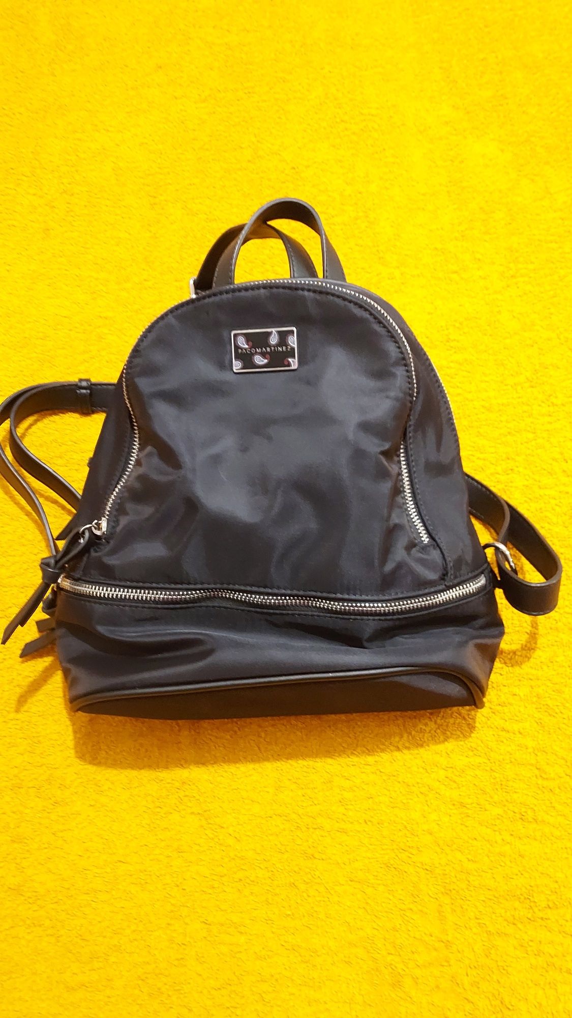 Mochila preta Paco Martinez Nogueira Fraiao E Lamacaes OLX.pt