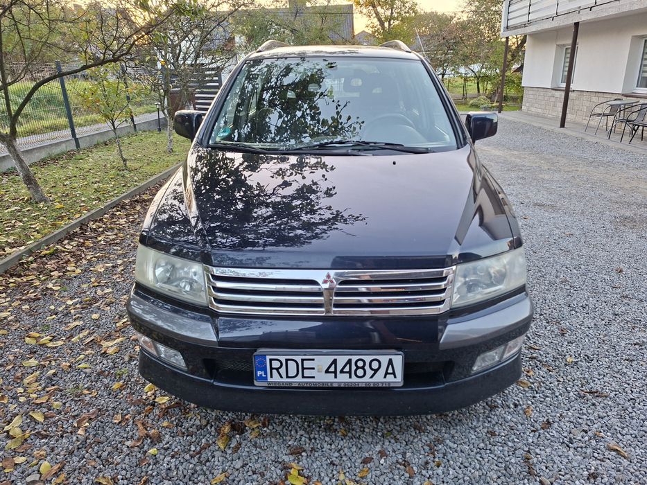 Mitsubishi Vagon 6 osobowy
