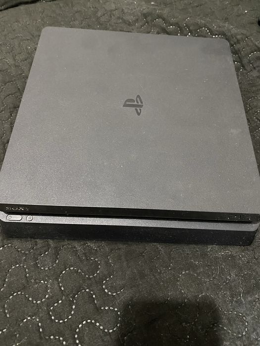 Vendo ps 4 por falta de uso