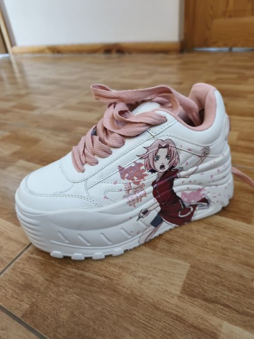 Buty dla dziewczynki prawie nowe