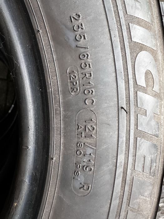 Шини 235/65/R16C Michelin Agilis
