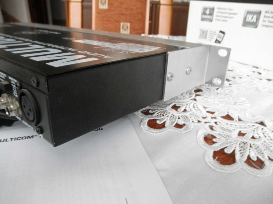 Behringer MDX4600 MULTICOM PRO-XL. ekspander/bramka/kompresor/limiter.