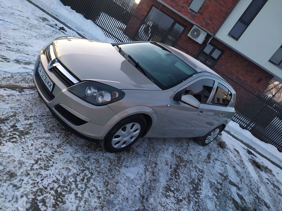 Продам Opel Astra H