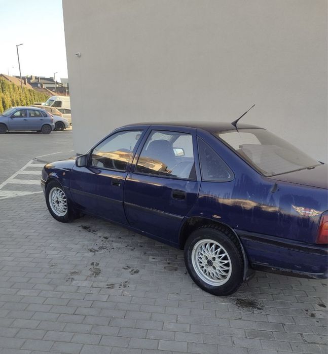 Продам Опель Вектра