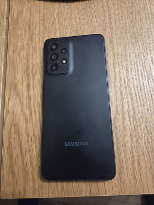 Samsung a33 5g..