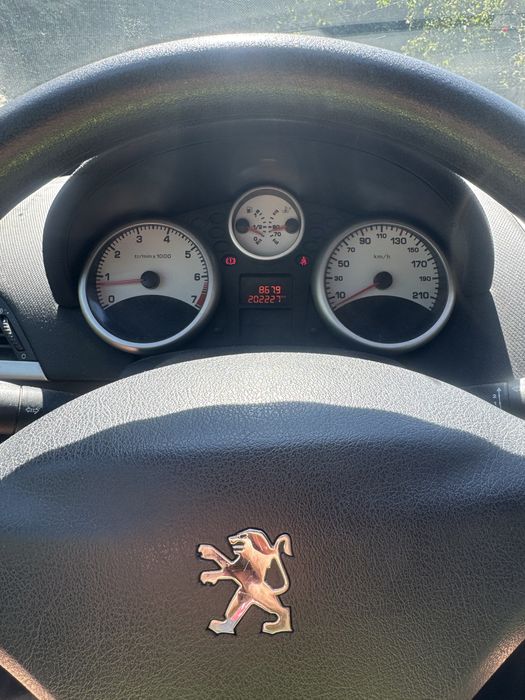 Peugeot 207 — fotografia 9