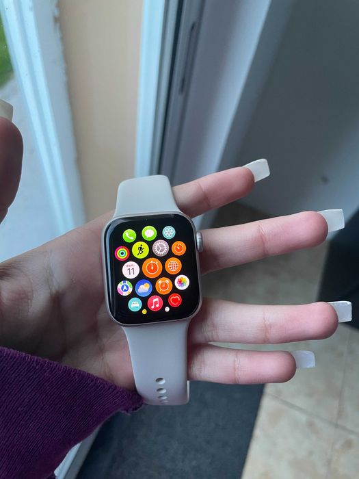 Apple Watch SE (GPS) 2ªgeração 40 mm