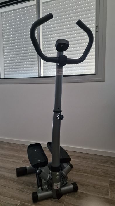 Máquina ginásio desporto cardio steps