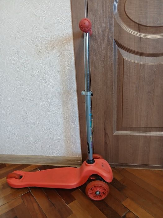 Самокат  дитячій