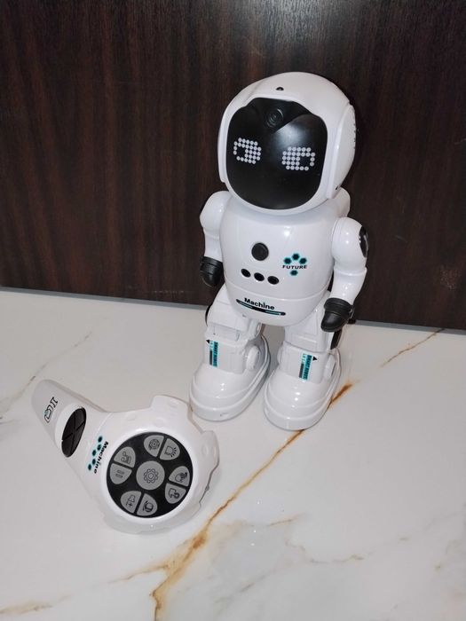 Interaktywny Robot IQ Future Machine