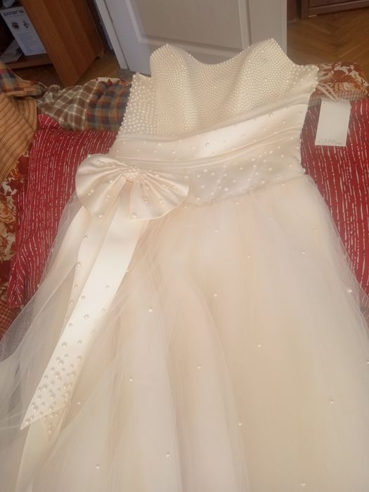 Весільна. Сукня.