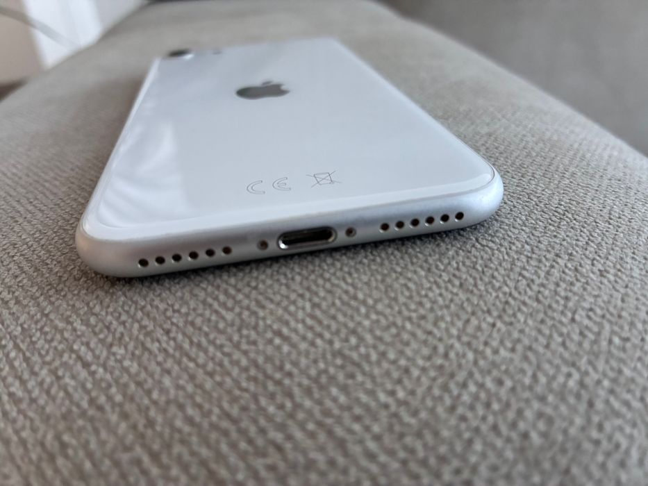 iPhone SE 2020 - em excelente estado conservação