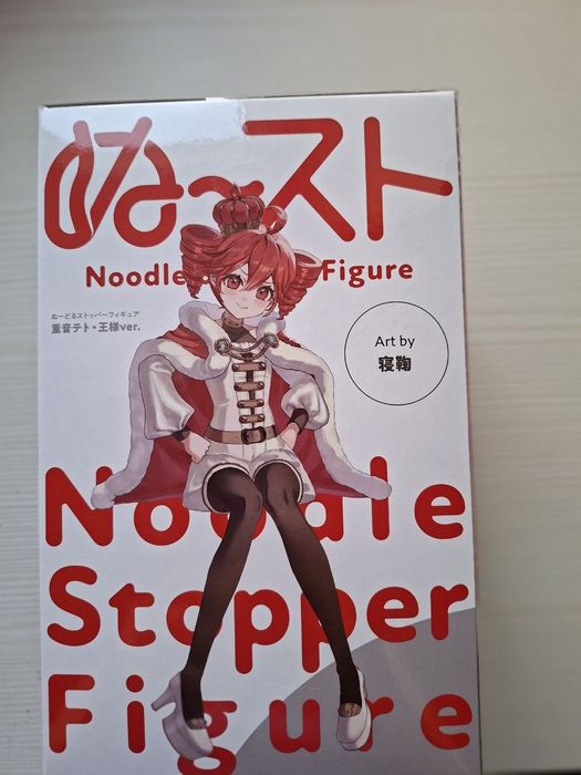 Оригінальна аніме-фігурка FuRyu Noodle Stopper — Kasane Teto King ver. (Касане Тето)