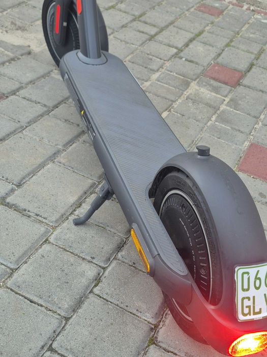 Електросамокат Xiaomi Electric Scooter 4 Pro Plus