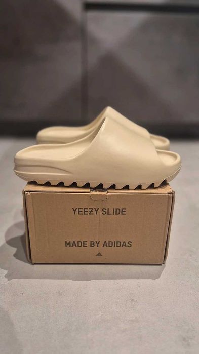 adidas Yeezy Slide R.46
