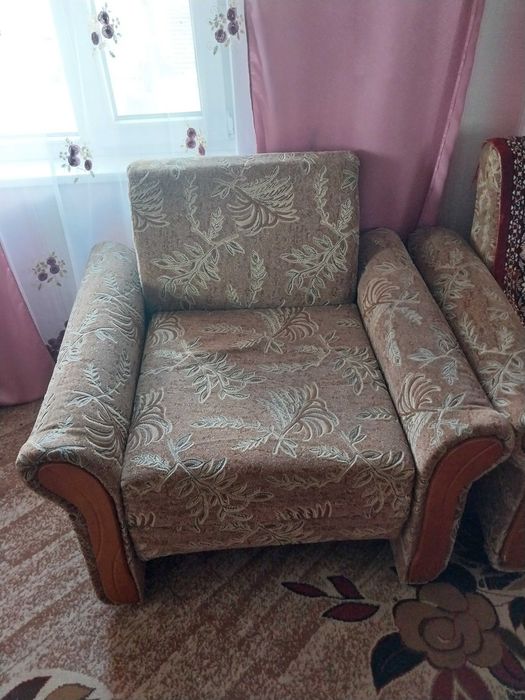 Продам розкладні крісла в дуже хорошому стані
