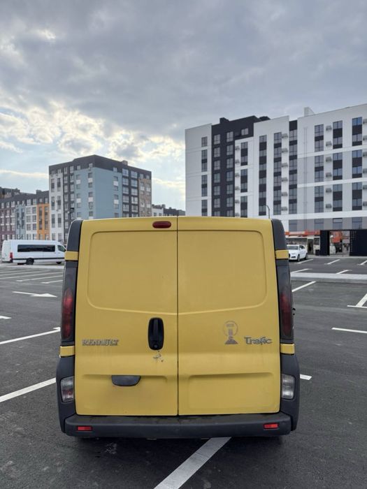 Renault Trafic 1.9 дизель, механіка 2003р