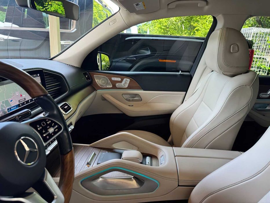 Mercedes-Benz GLS 450      2021