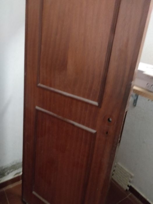 Portas em madeira excelente estado