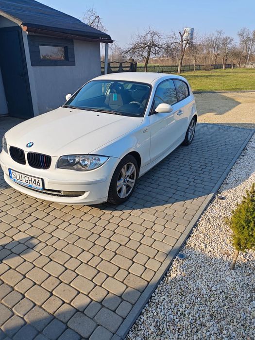 BMW Seria 1 Zadbane BMW 118d 143KM 2 komplety kół Dobry stan