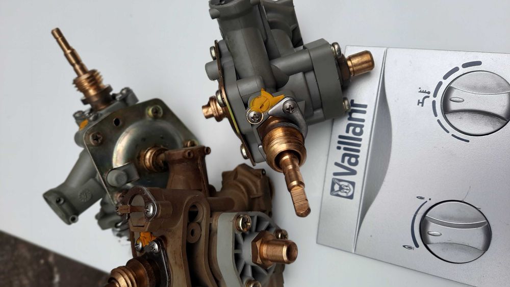 Водяний блок редуктор регулятор Юнкерс Junkers w275 wR250 350 wr11 14