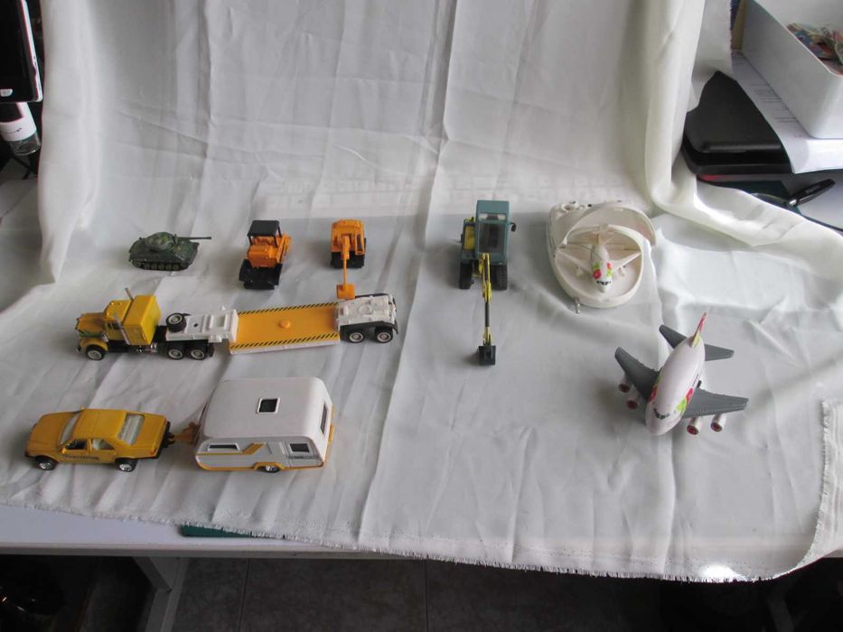 Vários carros para colecção