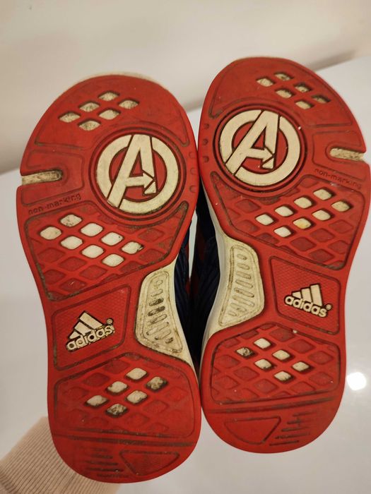 Adidasy sneakersy adidas kapitan ameryka marvel 28 wiosenne