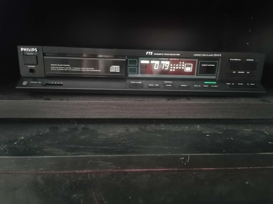 Philips CD473 DAC 1541 A (Portes incluídos]