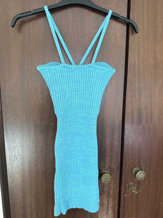 estido de malha feminino gola halter com alças finas, sem mangas dress