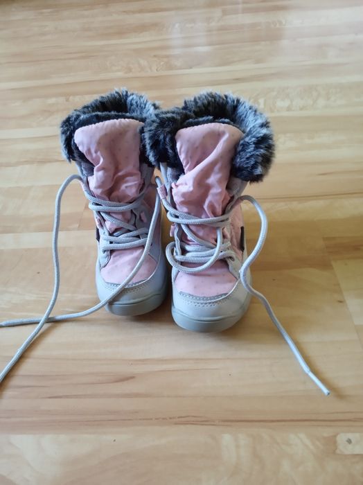 Buciki zimowe dla dziewczynki