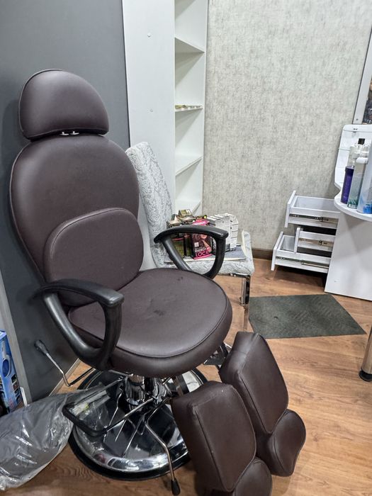 Парикмахерские мебли