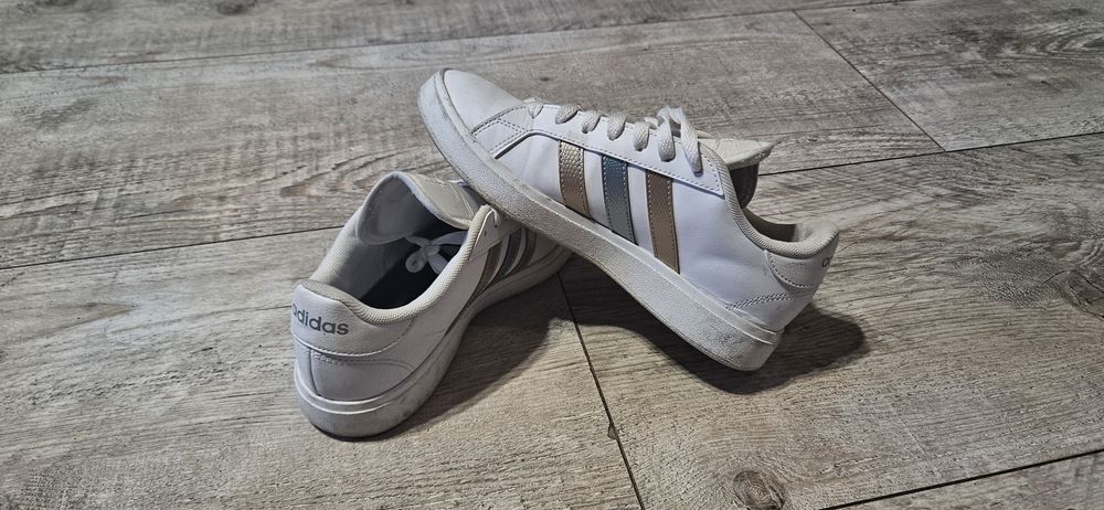 Buty trampki adidasy sportowe adidas orginalnelne jak nowe tanio