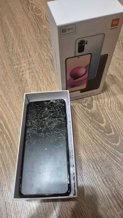 Redmi Note 10S смартфон