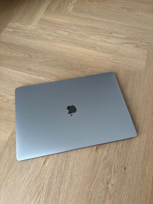 MacBook Pro 16” 16/512 GB TOUCH BAR SPACE GRAY w idealnym stanie!