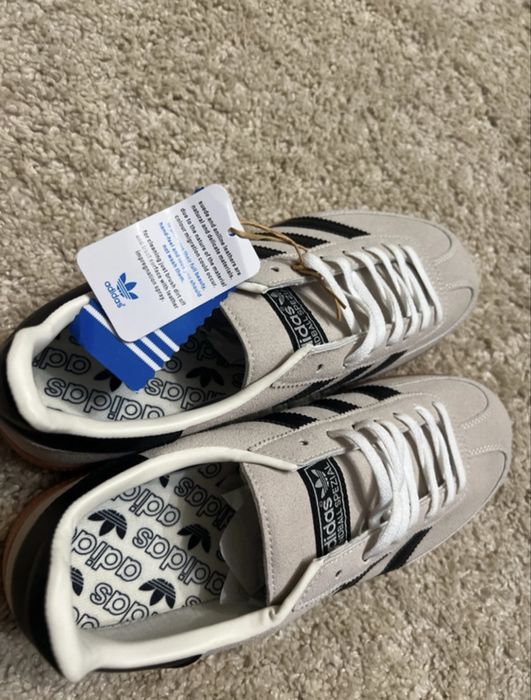 tenis spezial bege