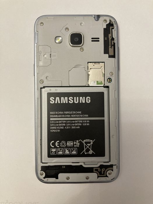 Telemovel samsung J3 6 Livre a todas as redes