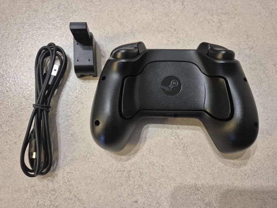 Steam Controller - Zestaw z adapterem i podstawką | Sprawny