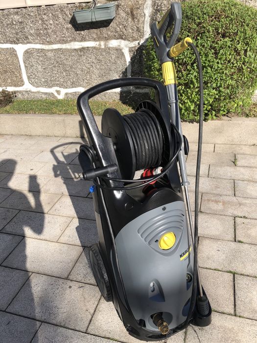 Maquina Profissional C. Nova 250 Bar  Kärcher HD 10 / 25-4 SX Plus
